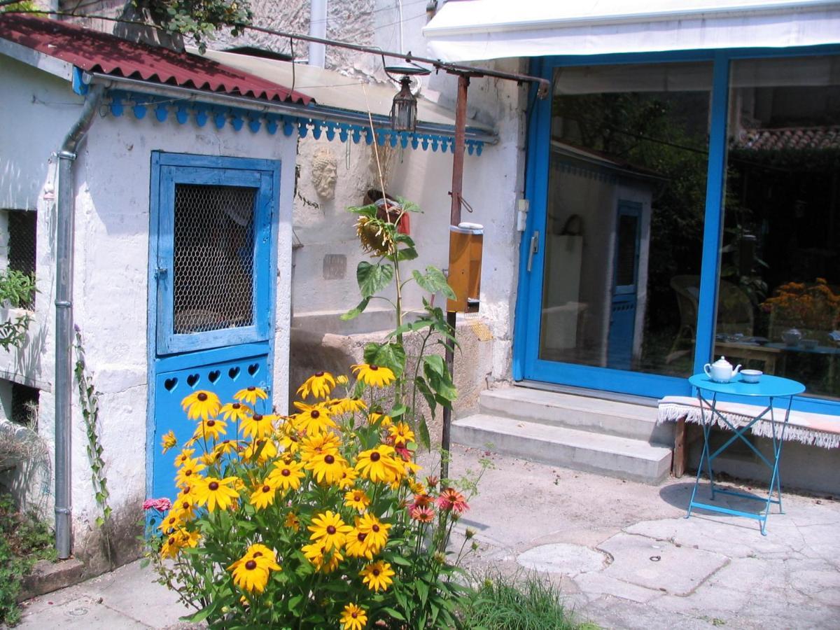 די Chambres D'Hotes Laurent Besset מראה חיצוני תמונה